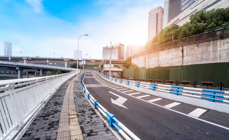 How Road Infrastructure Impacts Logistics and Supply Chain in India